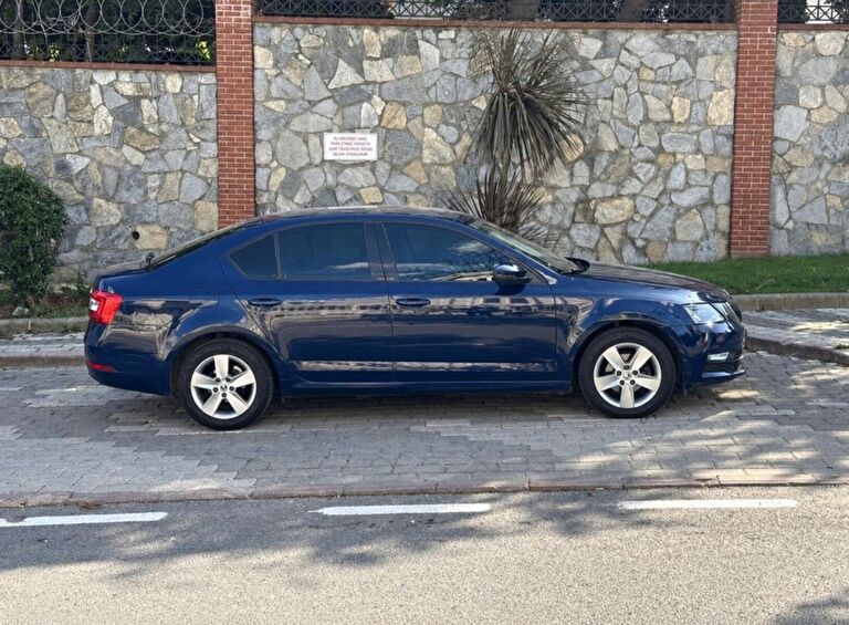 SKODA OCTAVIA