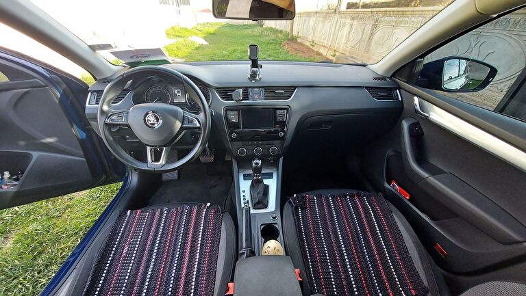 SKODA OCTAVIA