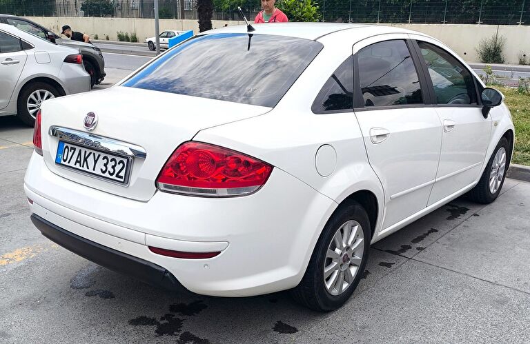 FIAT LINEA