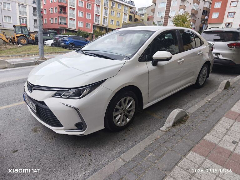 TOYOTA COROLLA