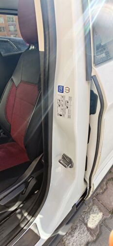 FORD TOURNEO COURIER