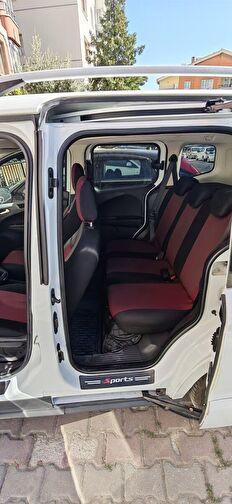 FORD TOURNEO COURIER