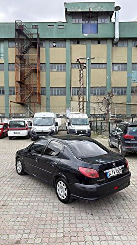 PEUGEOT 206