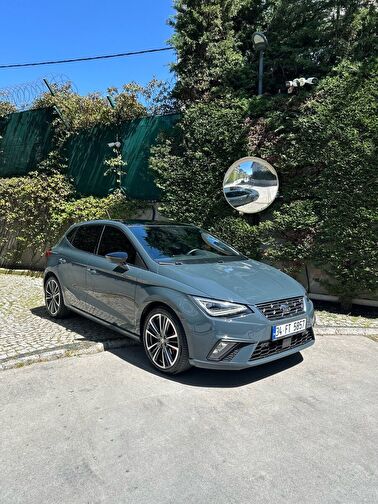 SEAT IBIZA