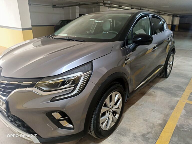 RENAULT CAPTUR