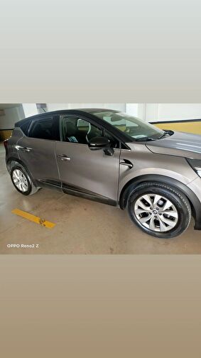 RENAULT CAPTUR