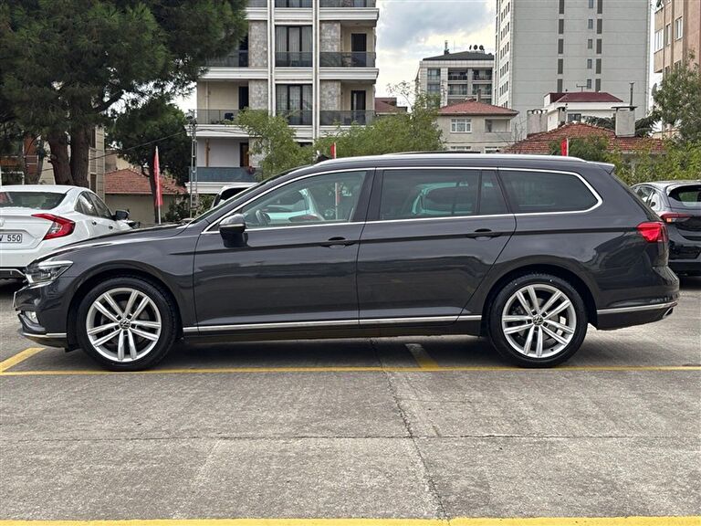 VOLKSWAGEN PASSAT VARIANT