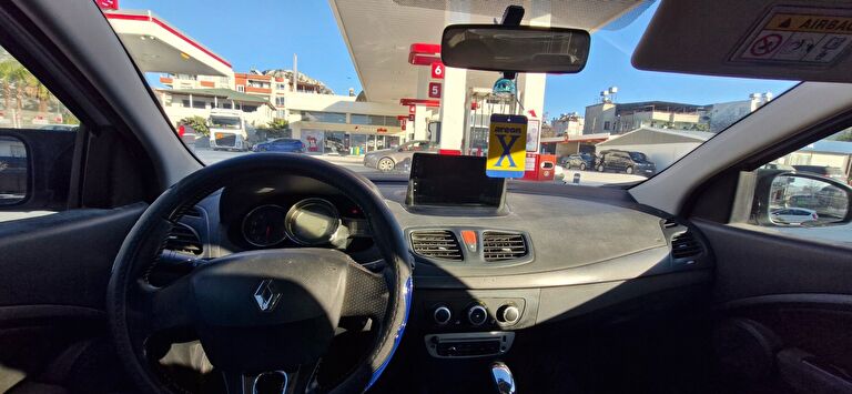RENAULT FLUENCE