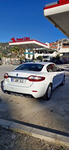 RENAULT FLUENCE