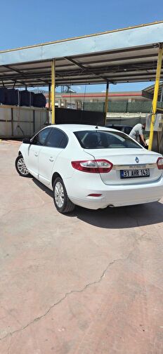 RENAULT FLUENCE
