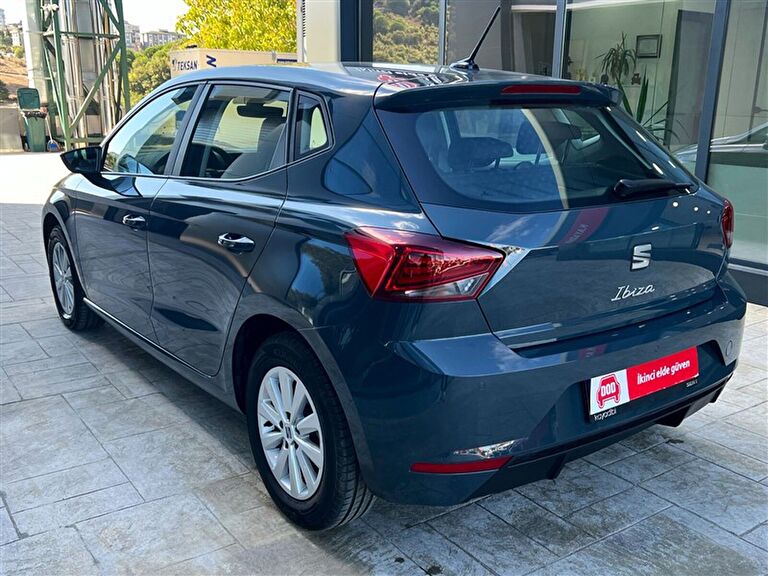 SEAT IBIZA