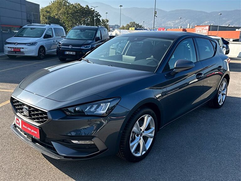 SEAT LEON