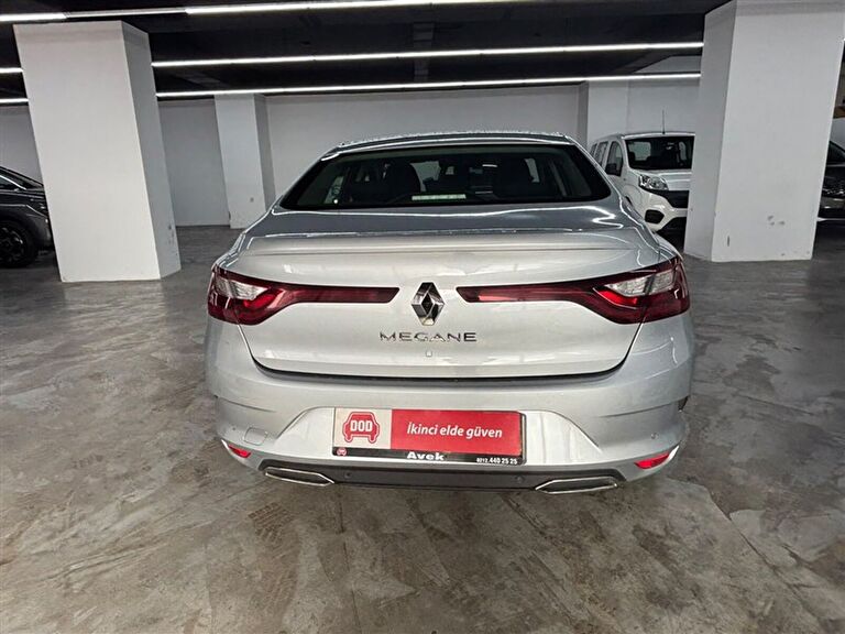 RENAULT MEGANE
