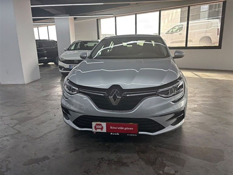 RENAULT MEGANE