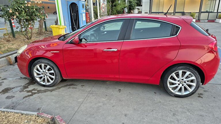 ALFA ROMEO GIULIETTA