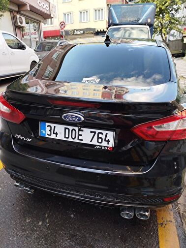 FORD FOCUS