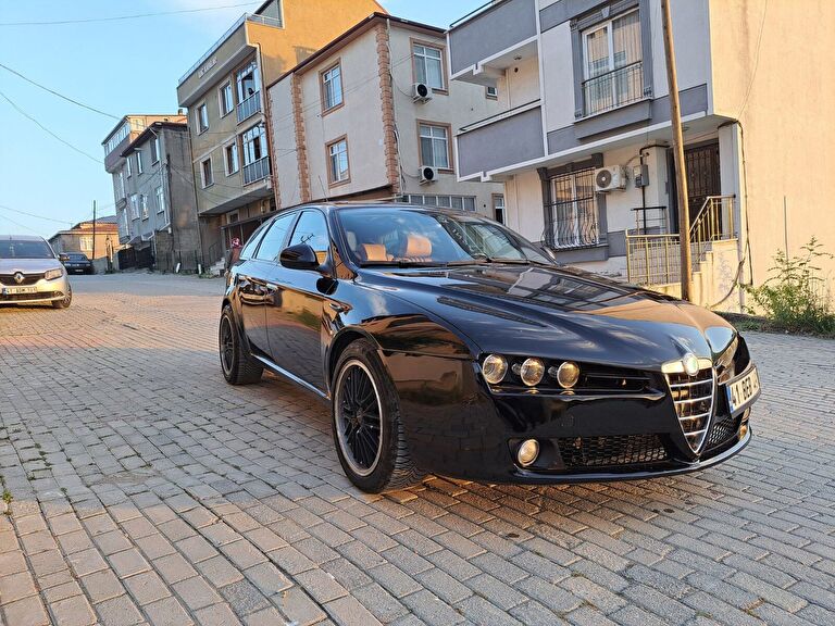 ALFA ROMEO 159