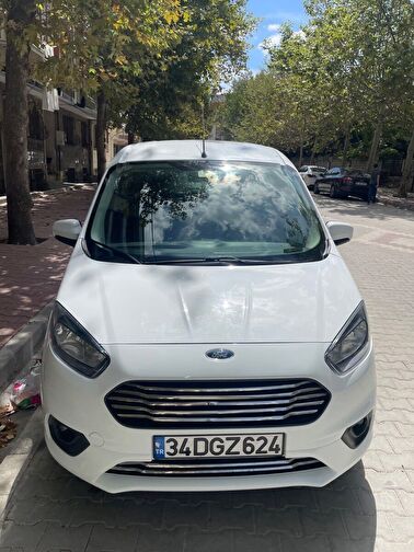 FORD TOURNEO COURIER