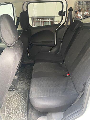 FORD TOURNEO COURIER
