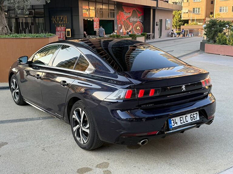 PEUGEOT 508
