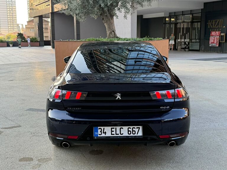 PEUGEOT 508