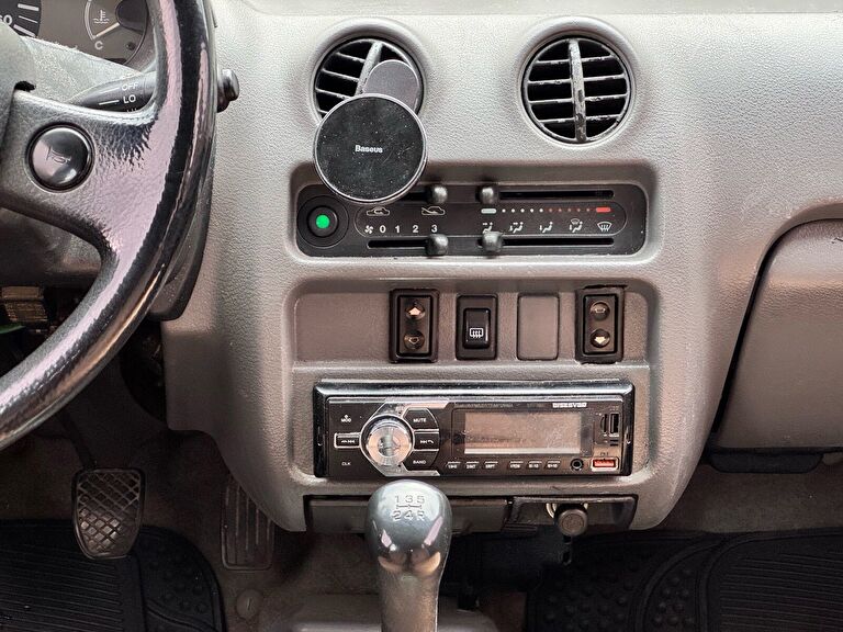 SUBARU VIVIO