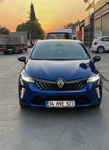 RENAULT CLIO