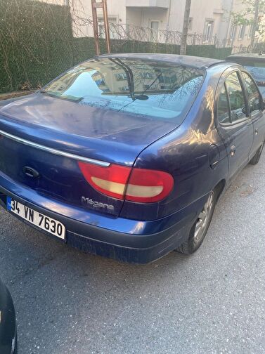 RENAULT MEGANE