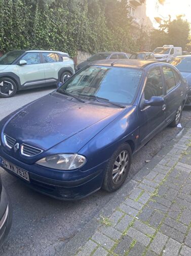 RENAULT MEGANE