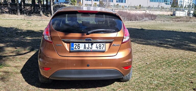 FORD FIESTA