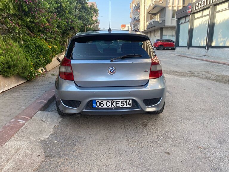 BMW 1 SERISI
