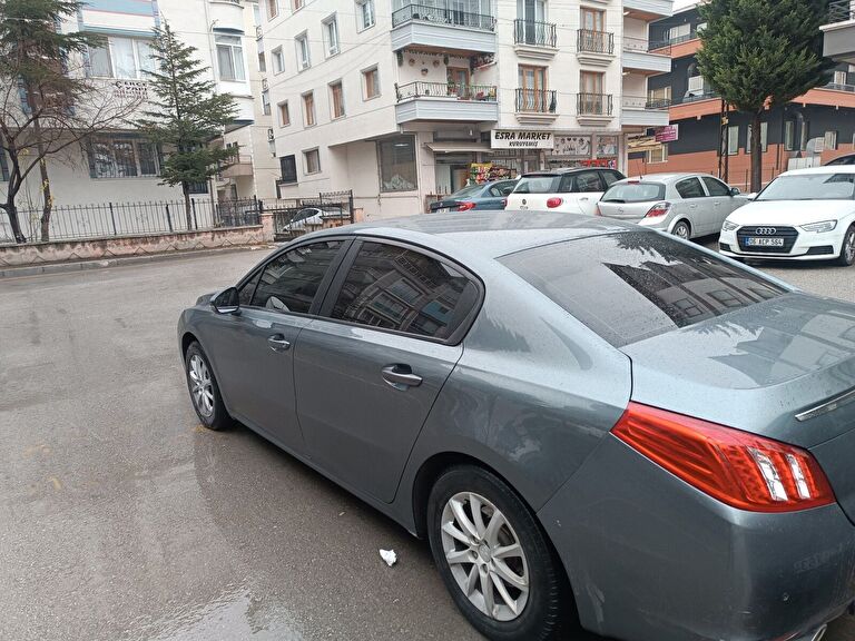 PEUGEOT 508