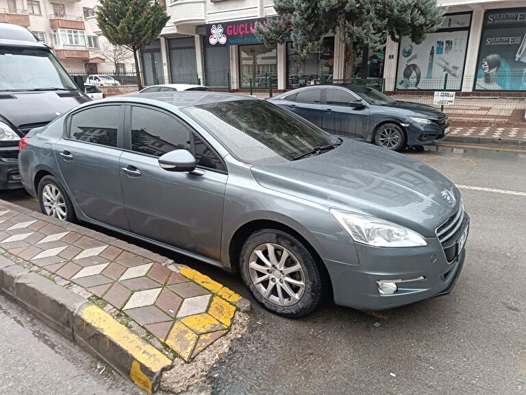 PEUGEOT 508