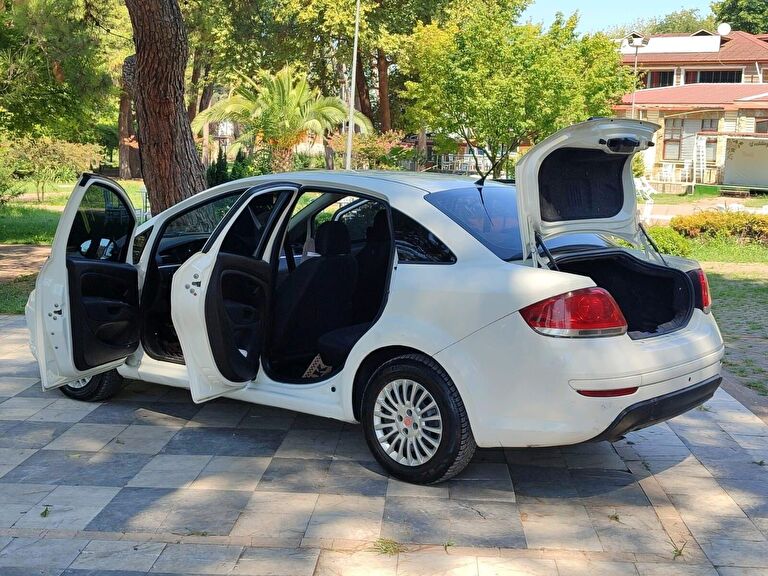 FIAT LINEA
