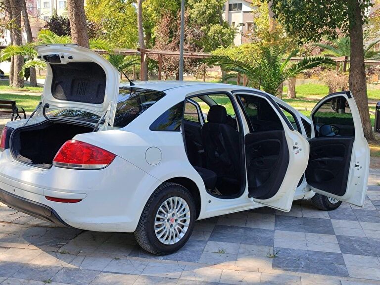 FIAT LINEA