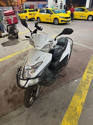 Honda Activa S