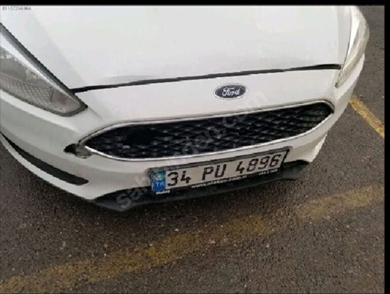 FORD FOCUS