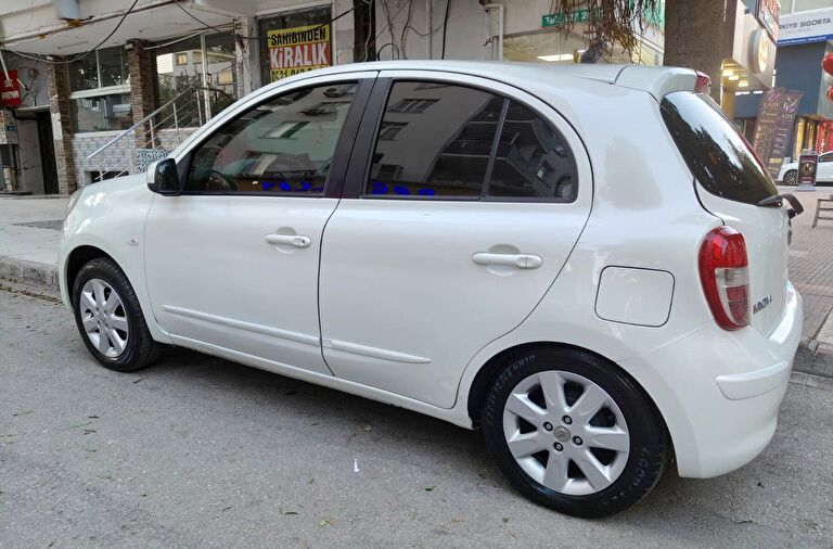 NISSAN MICRA