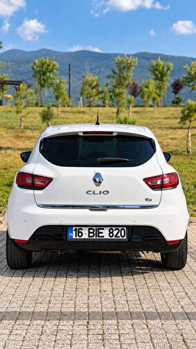 RENAULT CLIO