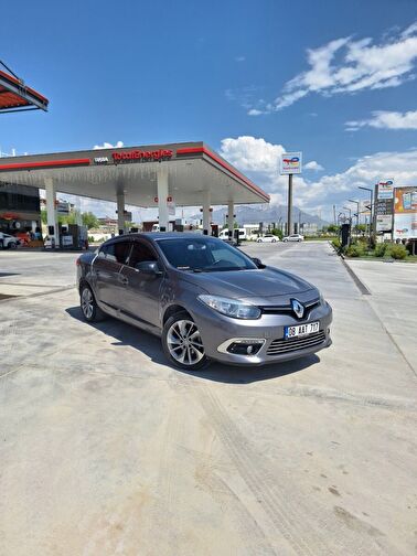 RENAULT FLUENCE