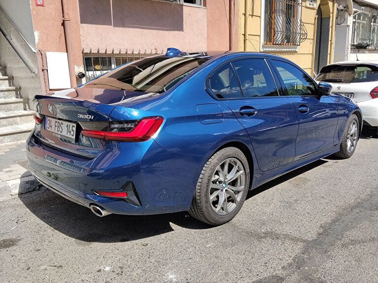 BMW 3 SERISI
