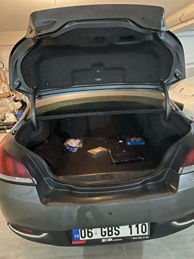 PEUGEOT 508