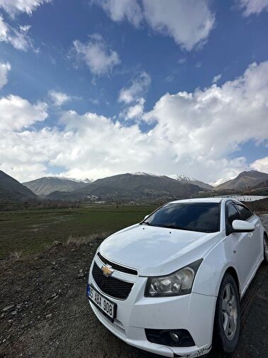 CHEVROLET CRUZE
