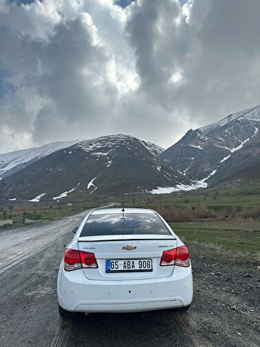 CHEVROLET CRUZE