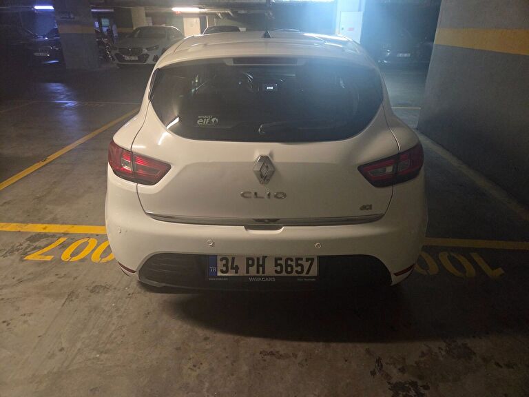 RENAULT CLIO