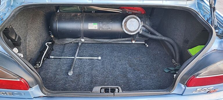 PEUGEOT 306
