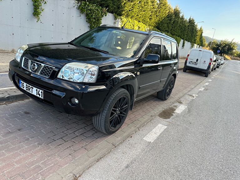 NISSAN X-TRAIL