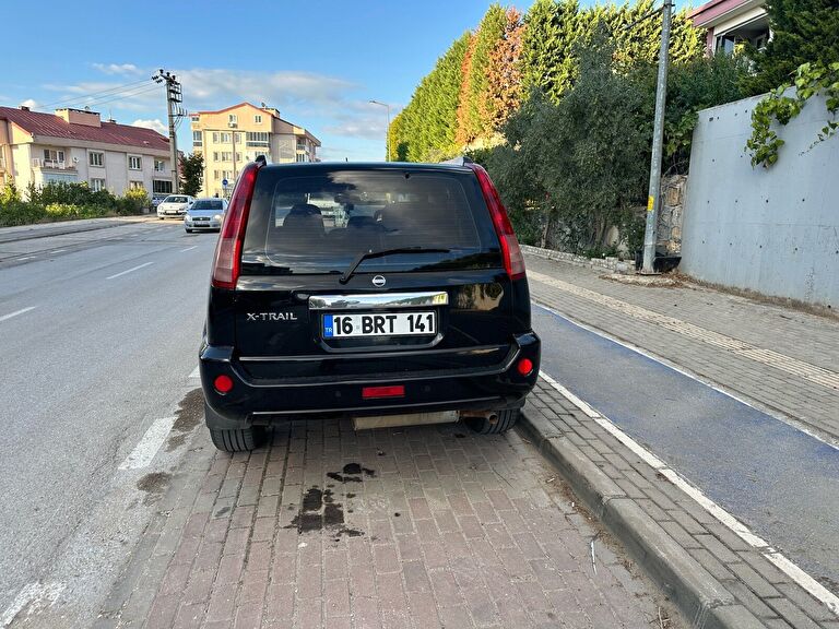 NISSAN X-TRAIL