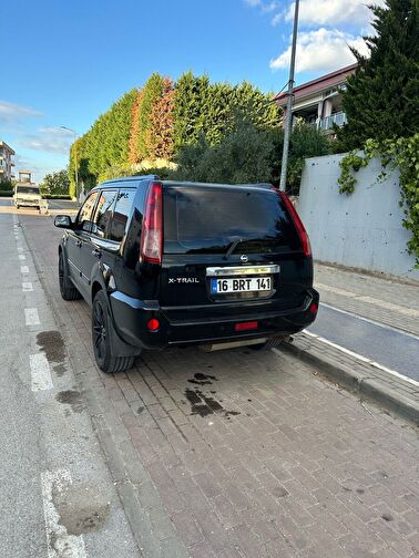 NISSAN X-TRAIL