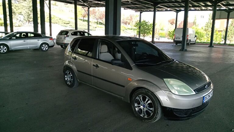 FORD FIESTA